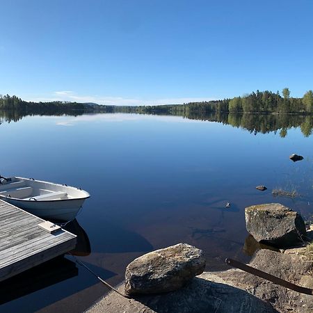 Cozy Cottage By The Lake, Charlottenberg Åmotfors Esterno foto