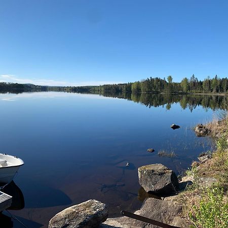 Cozy Cottage By The Lake, Charlottenberg Åmotfors Esterno foto